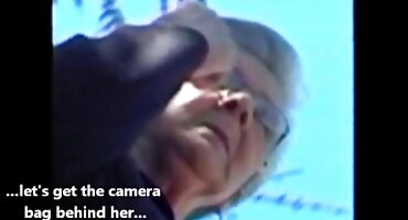 clip sex thanh hào thu ngân Hooligan fucks sex yuri với một đồng phạm trong Nhà của người khác.